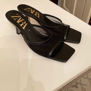 Zara slides